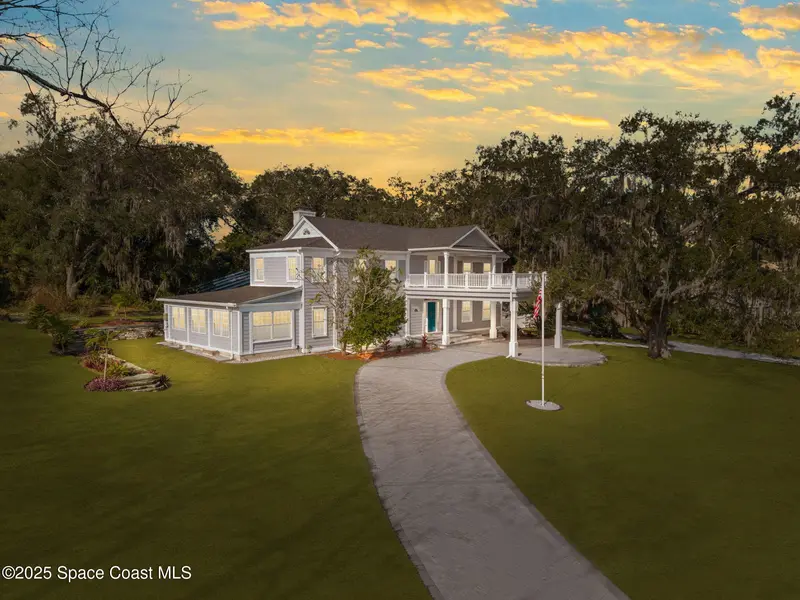 875 N Indian River Drive, FL