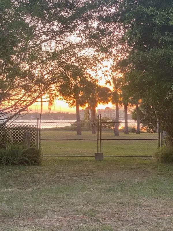 373 S Tropical Trail, Merritt Island, Fl 32952, FL