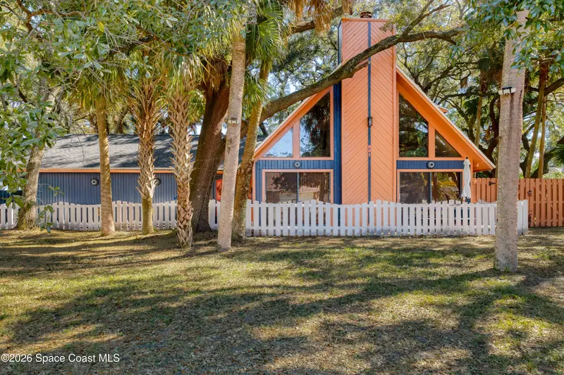 951 Pembroke Avenue Ne, Palm Bay, Fl 32907, FL