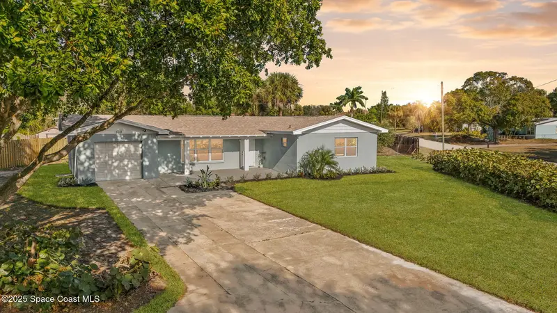 100 Charles Drive, Melbourne, Fl 32935, FL