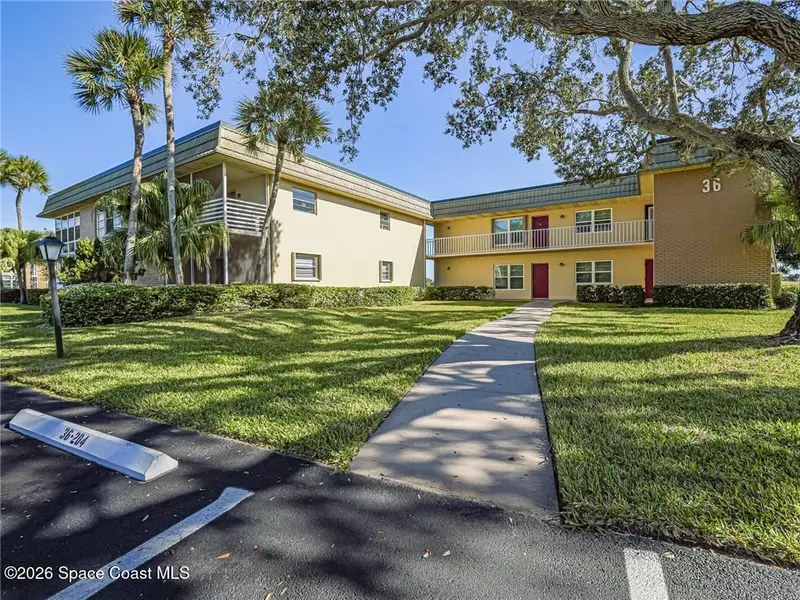 36 Vista Gardens Trail 103, Vero Beach, Fl 32962, FL