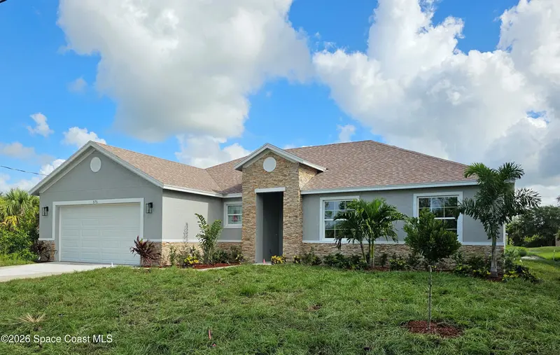 571 Fondulac Street Sw, Palm Bay, Fl 32908, FL