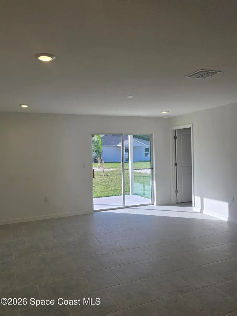 582 Sw Richmond Circle Sw, Palm Bay, Fl 32908, FL