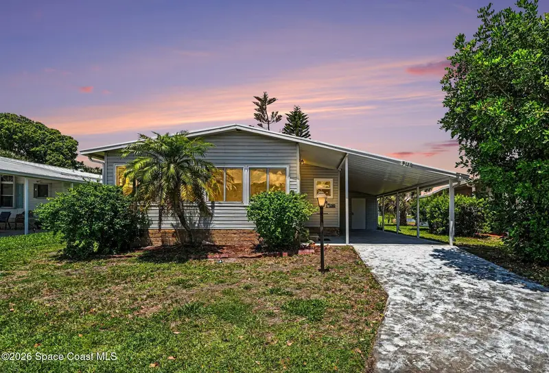 5380 Bannock Street O6, Micco, Fl 32976, FL