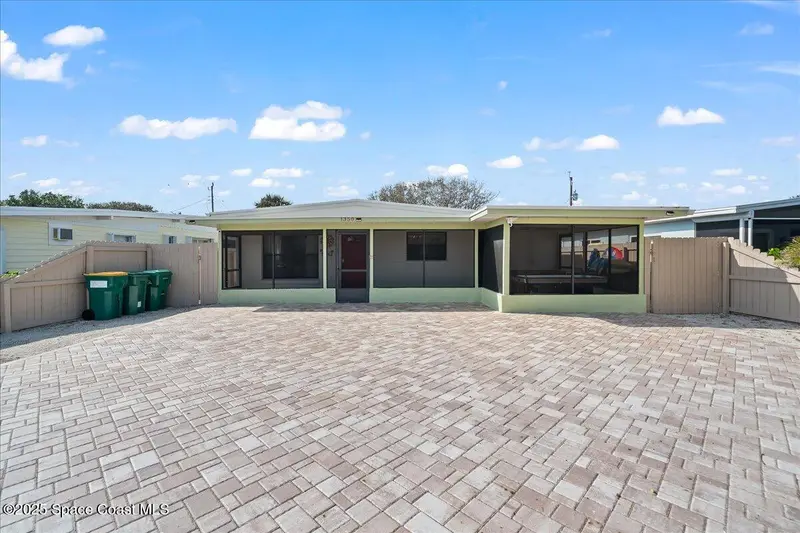 1350 S Orlando Avenue, Cocoa Beach, Fl 32931, FL