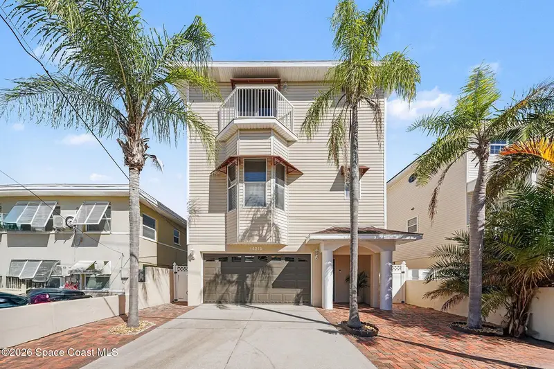 14215 N Bayshore Drive W, Madeira Beach, Fl 33708, FL