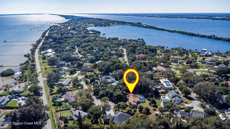4245 Hillview Circle, FL