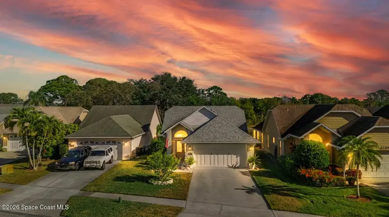 2315 Early Dawn Circle, Melbourne, Fl 32935, FL