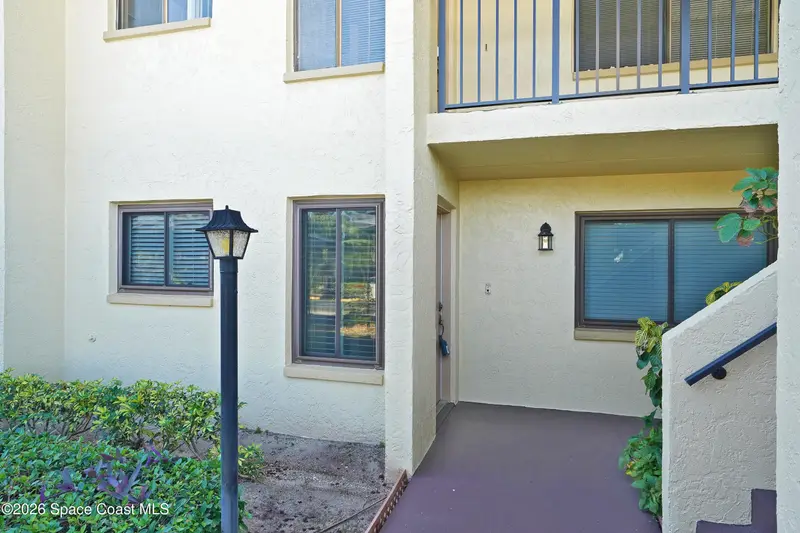 220 S 5th Street 205, Cocoa Beach, Fl 32931, FL