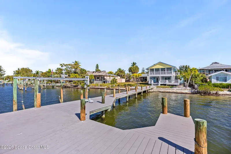 25 Vip Island A, Grant, Fl 32949, FL
