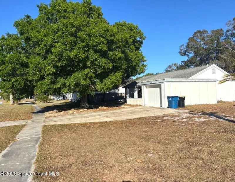 1614 Riviera Drive Ne, Palm Bay, Fl 32905, FL