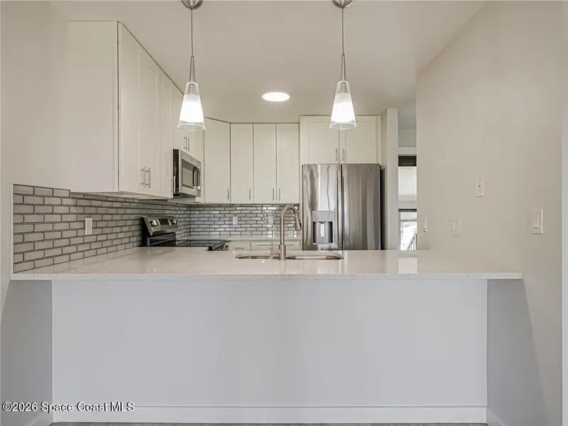 26 Plantation Drive 202, Vero Beach, Fl 32966, FL