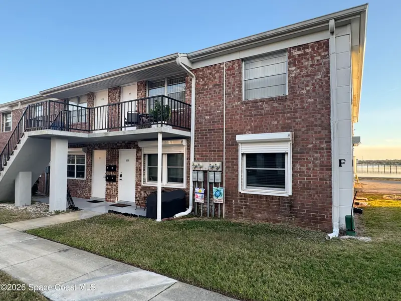 190 E Olmstead Drive F8, Titusville, Fl 32780, FL