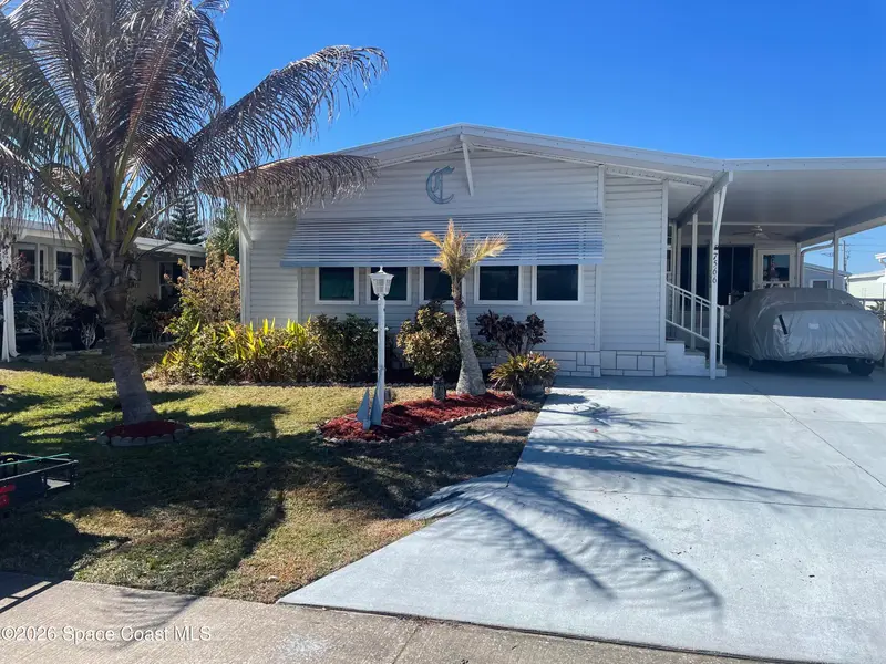7566 Montauk Avenue U19, Micco, Fl 32976, FL