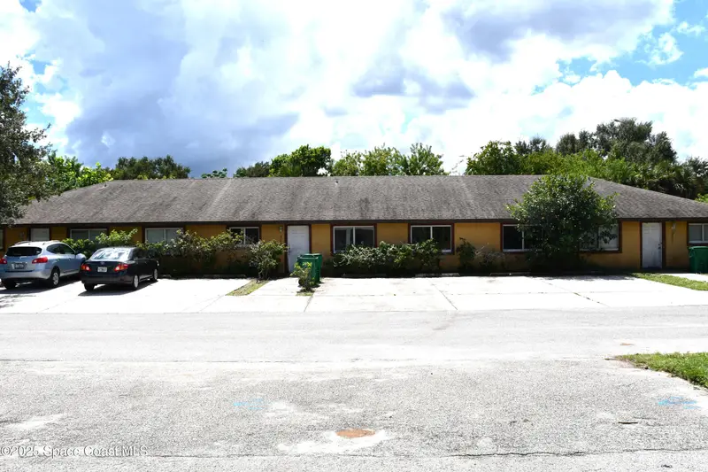 Historic Cocoa Village pending