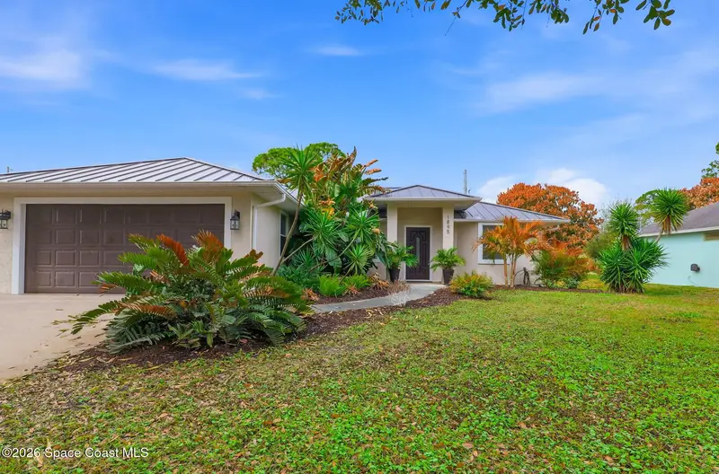 1895 17th Avenue Sw, Vero Beach, Fl 32962, FL