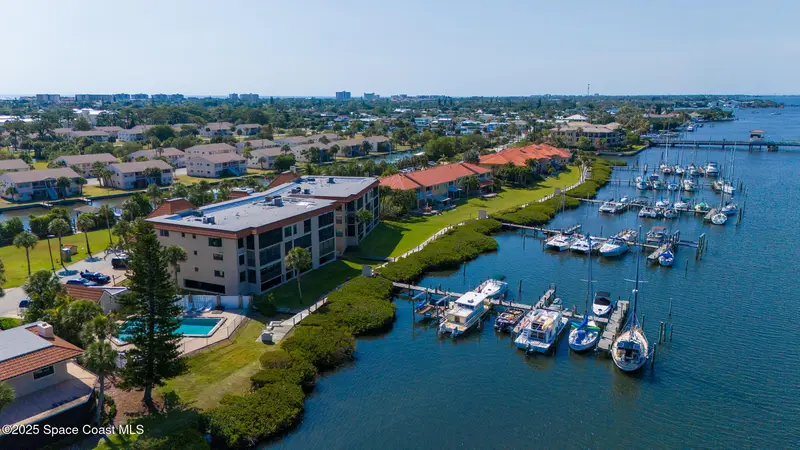 18 Marina Isles Boulevard 105, Indian Harbour Beach, Fl 32937, FL