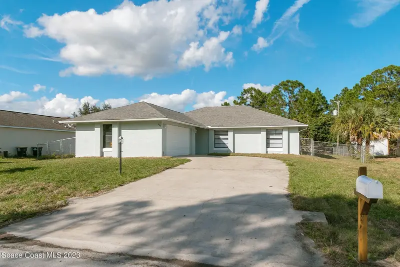 1847 Parrsboro Street Nw, Palm Bay, Fl 32907, FL