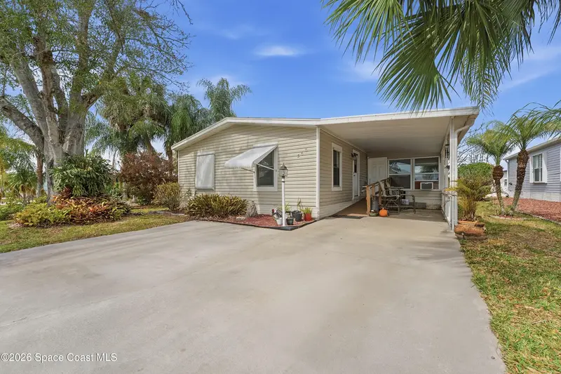 566 Dolphin Circle, Barefoot Bay, Fl 32976, FL