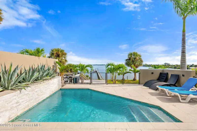 1809 Riverview Drive, Melbourne, Fl 32901, FL