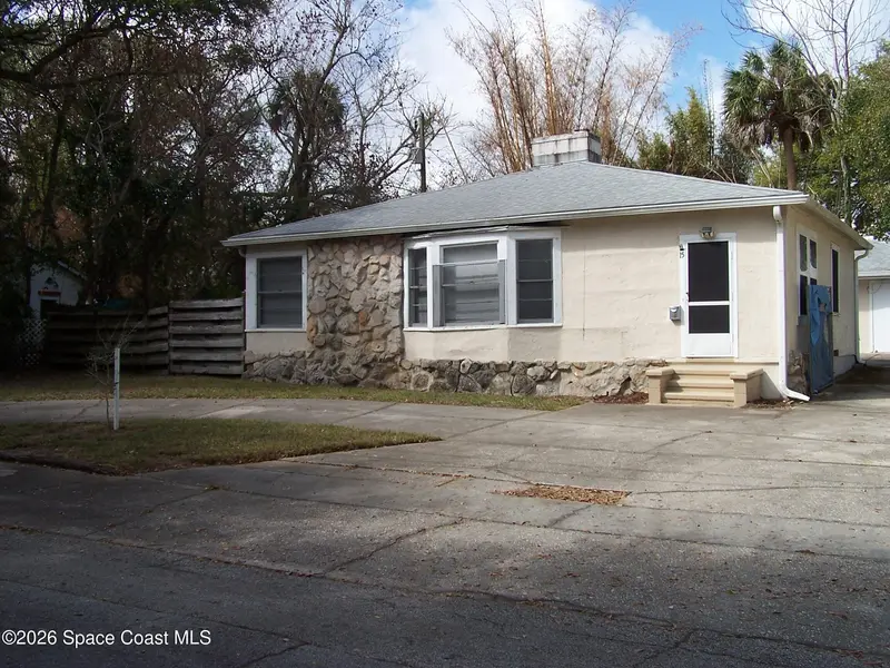 Historic Cocoa Village pending