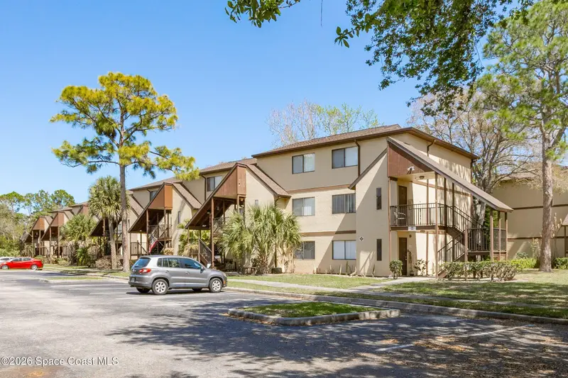 7820 Shadowood Drive 304, Melbourne, Fl 32904, FL