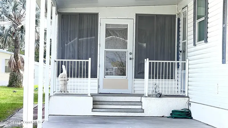 249 Kiwi Drive, FL
