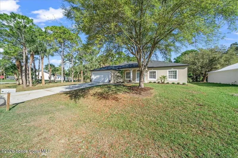 1821 Firethorn Road Nw, Palm Bay, Fl 32907, FL