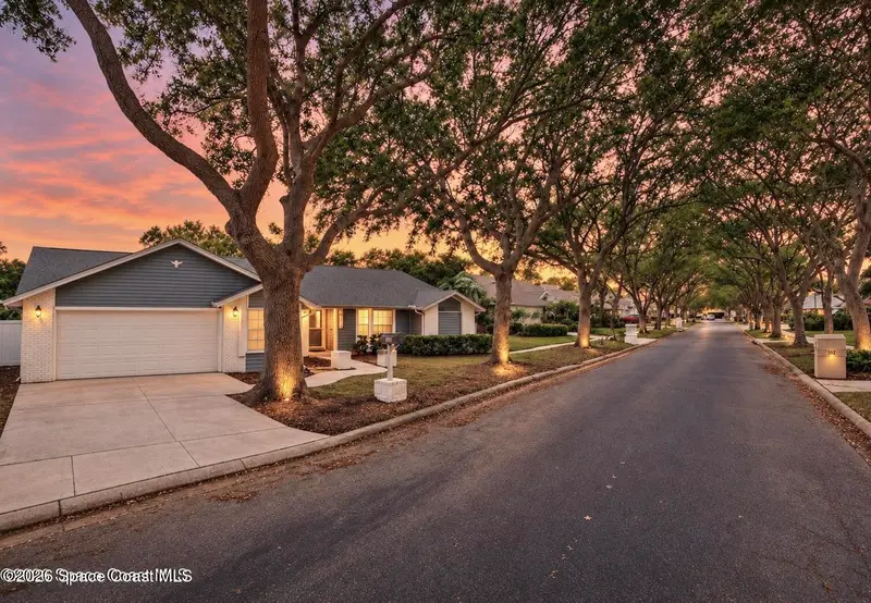 107 Windward Way, FL