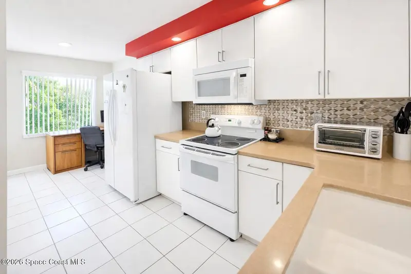 550 S Brevard Avenue 514, Cocoa Beach, Fl 32931, FL