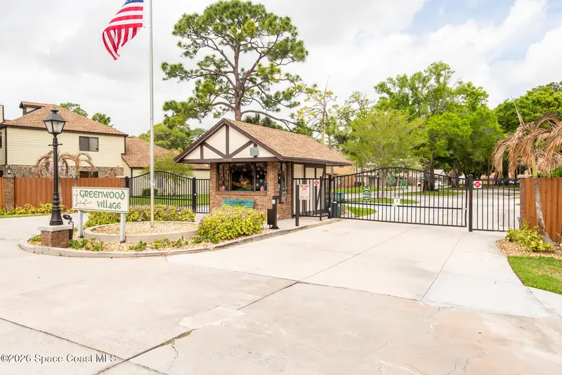 9000 Manchester Lane 20f, West Melbourne, Fl 32904, FL