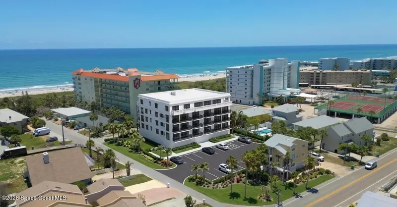 327 Wilson Avenue 304, Cocoa Beach, Fl 32931, FL