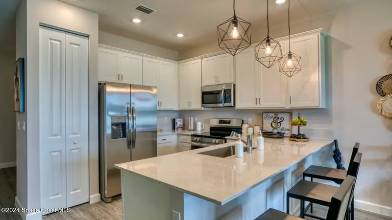 1571 Miraflores Trail Nw, Palm Bay, Fl 32907, FL