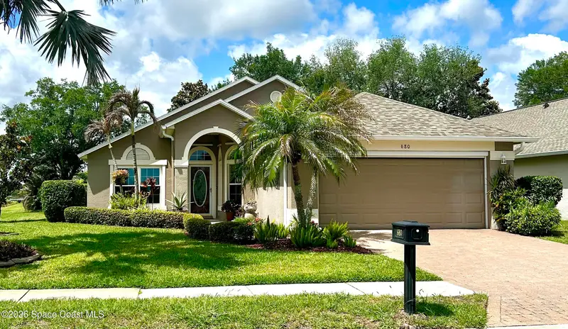 Bayside Lakes pending