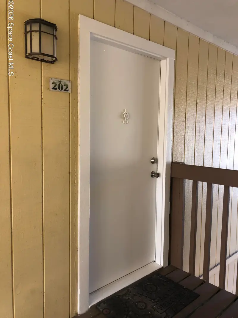 2130 Forest Knoll Drive Ne 202, Palm Bay, Fl 32905, FL