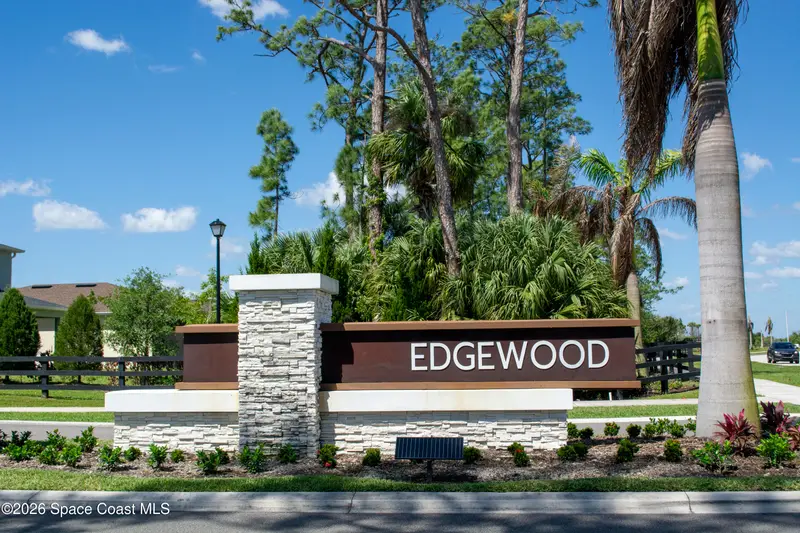 560 Veridian Circle Nw, Palm Bay, Fl 32907, FL