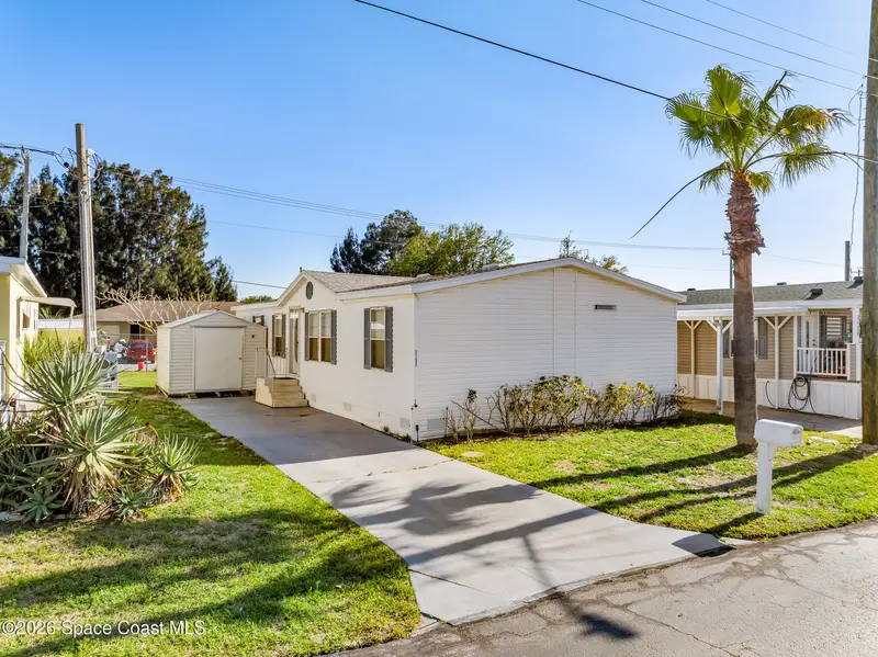 3132 Indian River Drive Ne, FL