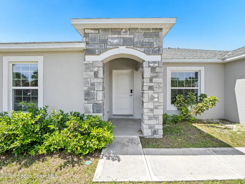 566 Forrest Hills Street Sw, Palm Bay, Fl 32908, FL