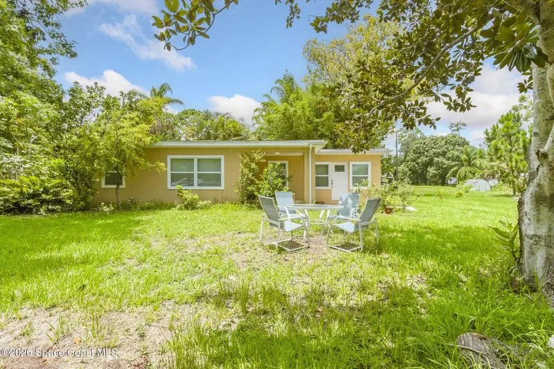 175 Nw Valencia Road, Melbourne, Fl 32904, FL