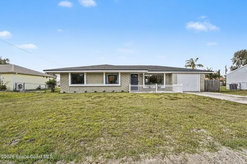 2140 Fallon Boulevard Ne, Palm Bay, Fl 32907, FL