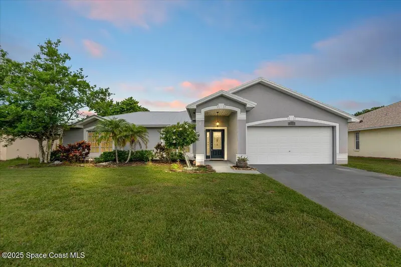 897 Hunters Creek Drive, Melbourne, Fl 32904, FL