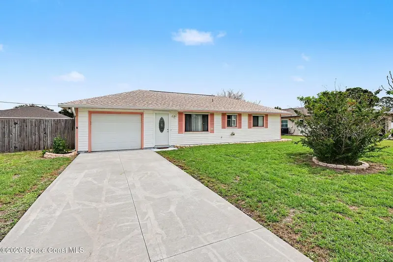571 Firestone Street Ne, Palm Bay, Fl 32907, FL
