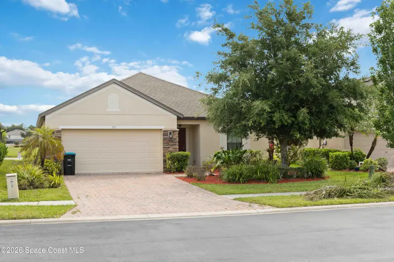 Bayside Lakes listing