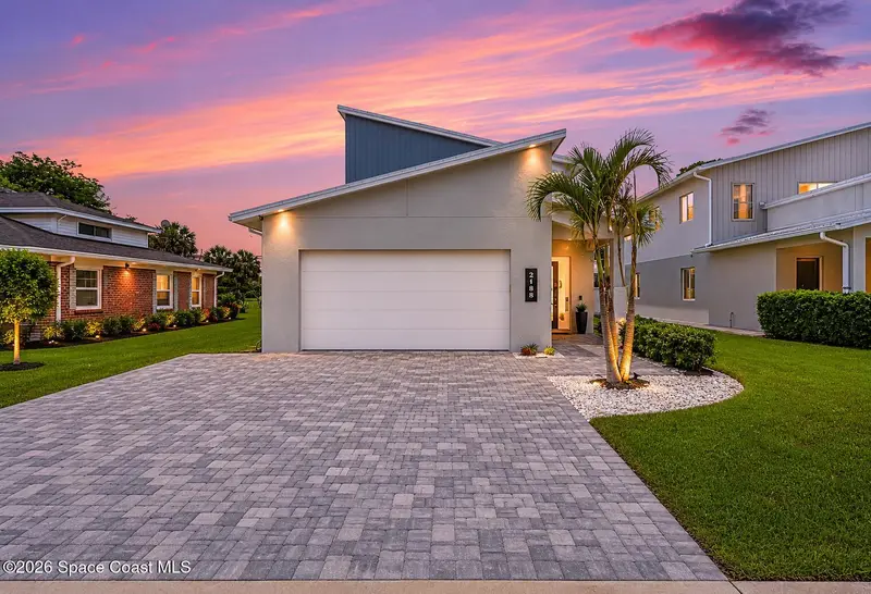 2188 Country Club Road, Melbourne, Fl 32901, FL