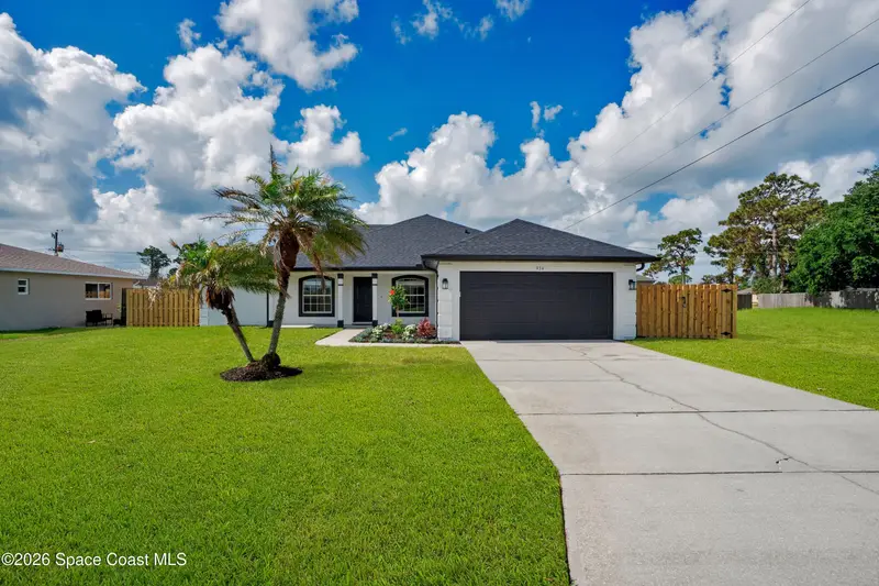 934 Eastlake Street Se, Palm Bay, Fl 32909, FL