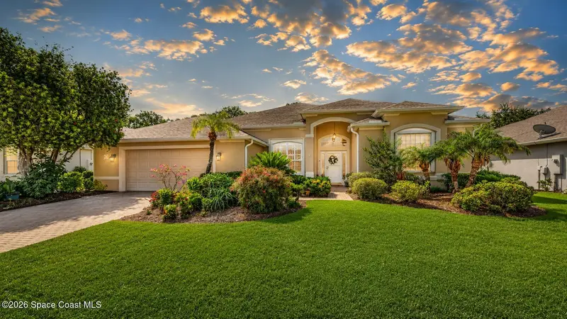 Bayside Lakes listing