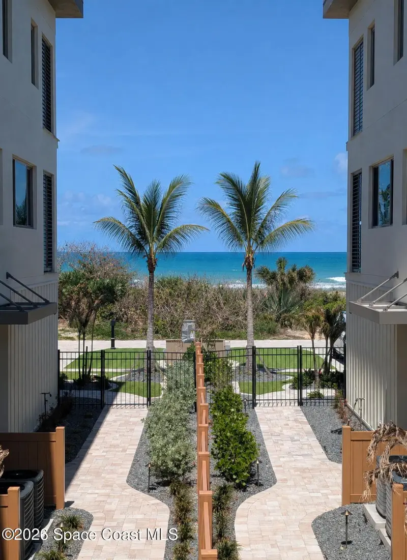 1011 S Miramar Avenue Unit 6, Indialantic, Fl 32903, FL
