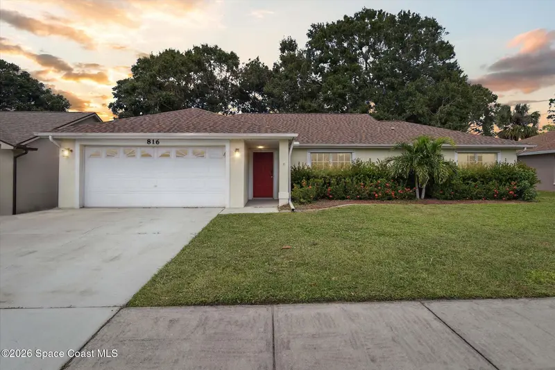 816 Hunters Creek Drive, Melbourne, Fl 32904, FL