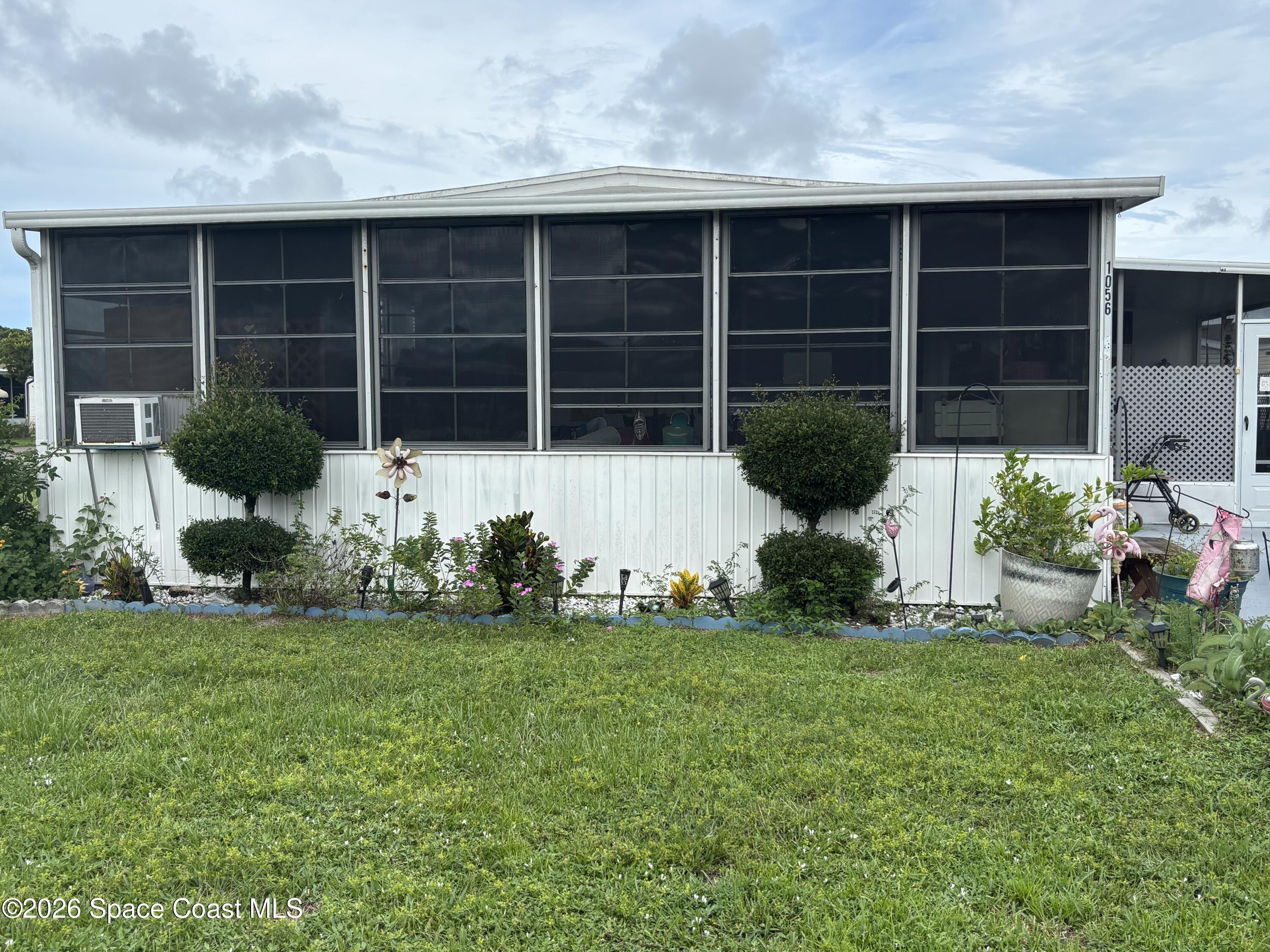 1056 Wood Court Ne, Palm Bay, Fl 32907, FL