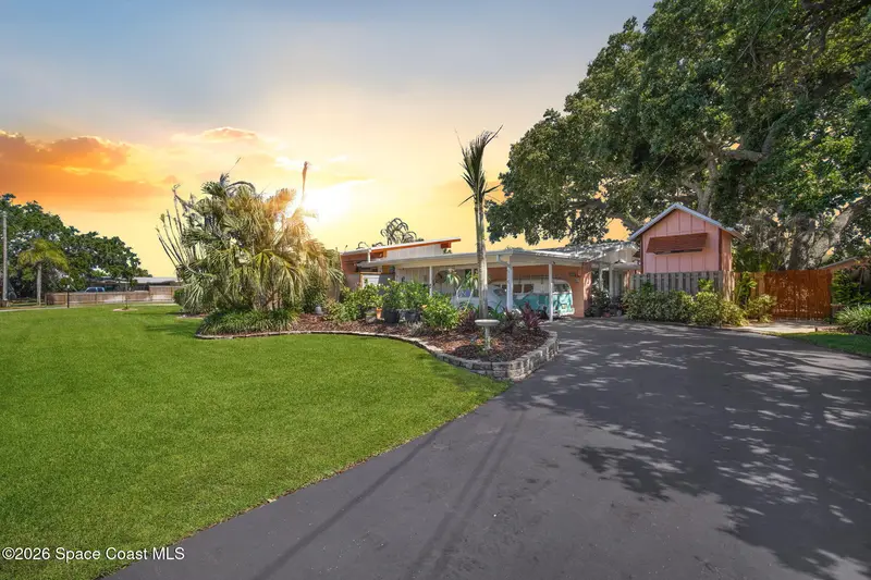 514 Cocoa Isles Boulevard, Cocoa Beach, Fl 32931, FL